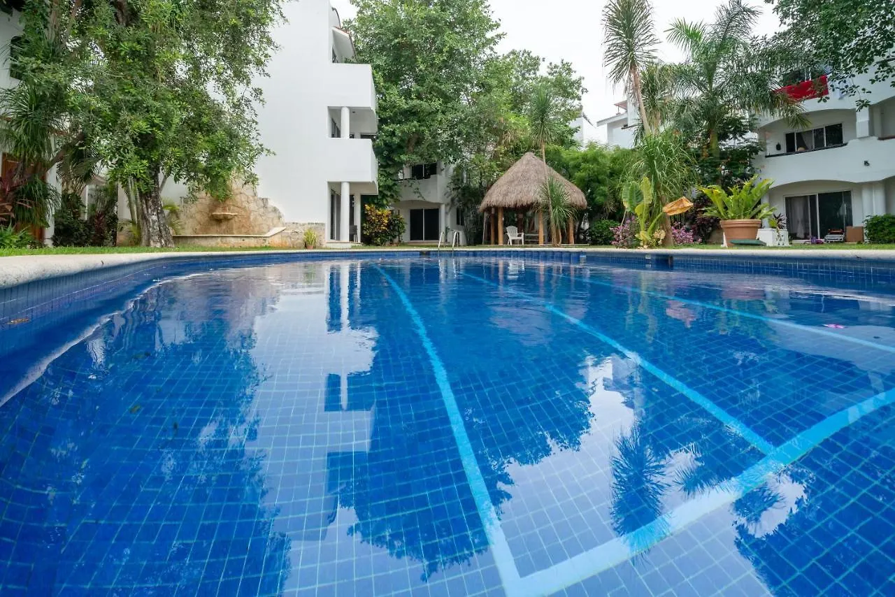 3 Bedroom Condo With Pool - Playacar Phase II - At Quintas Pakal Complex 21 Playa del Carmen Holiday home