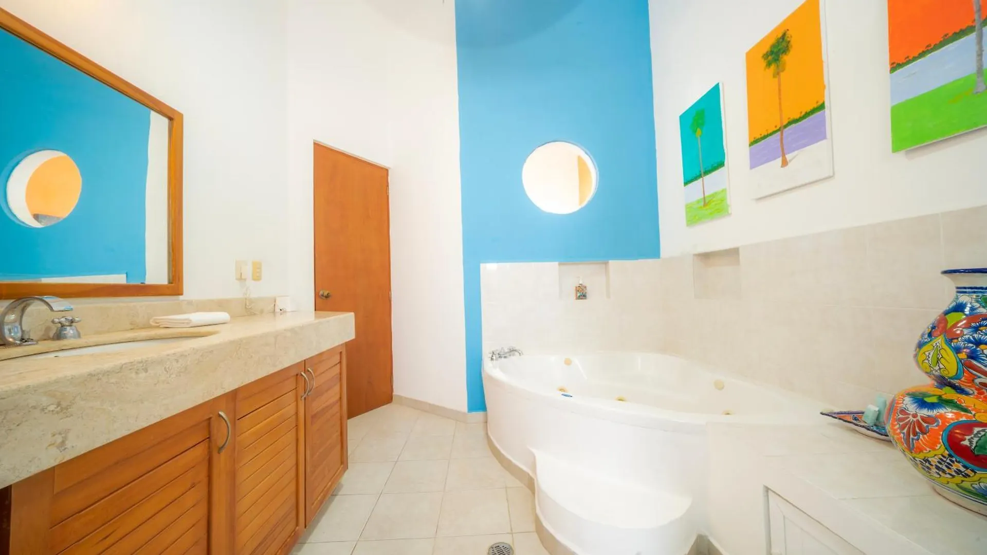 3 Bedroom Condo With Pool - Playacar Phase II - At Quintas Pakal Complex 21 Playa del Carmen